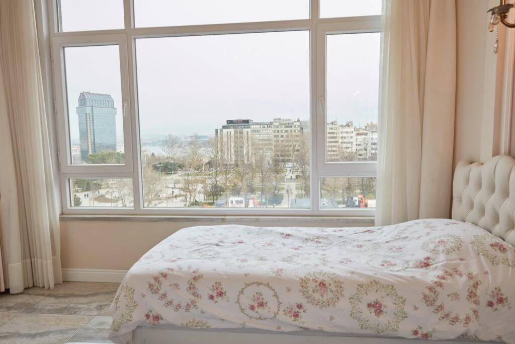 Taksim Square Apartment, Great View, Luxury Isztambul Kültér fotó
