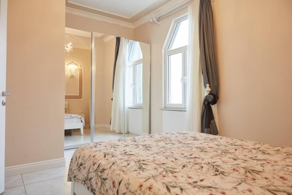 Taksim Square Apartment, Great View, Luxury Isztambul Kültér fotó